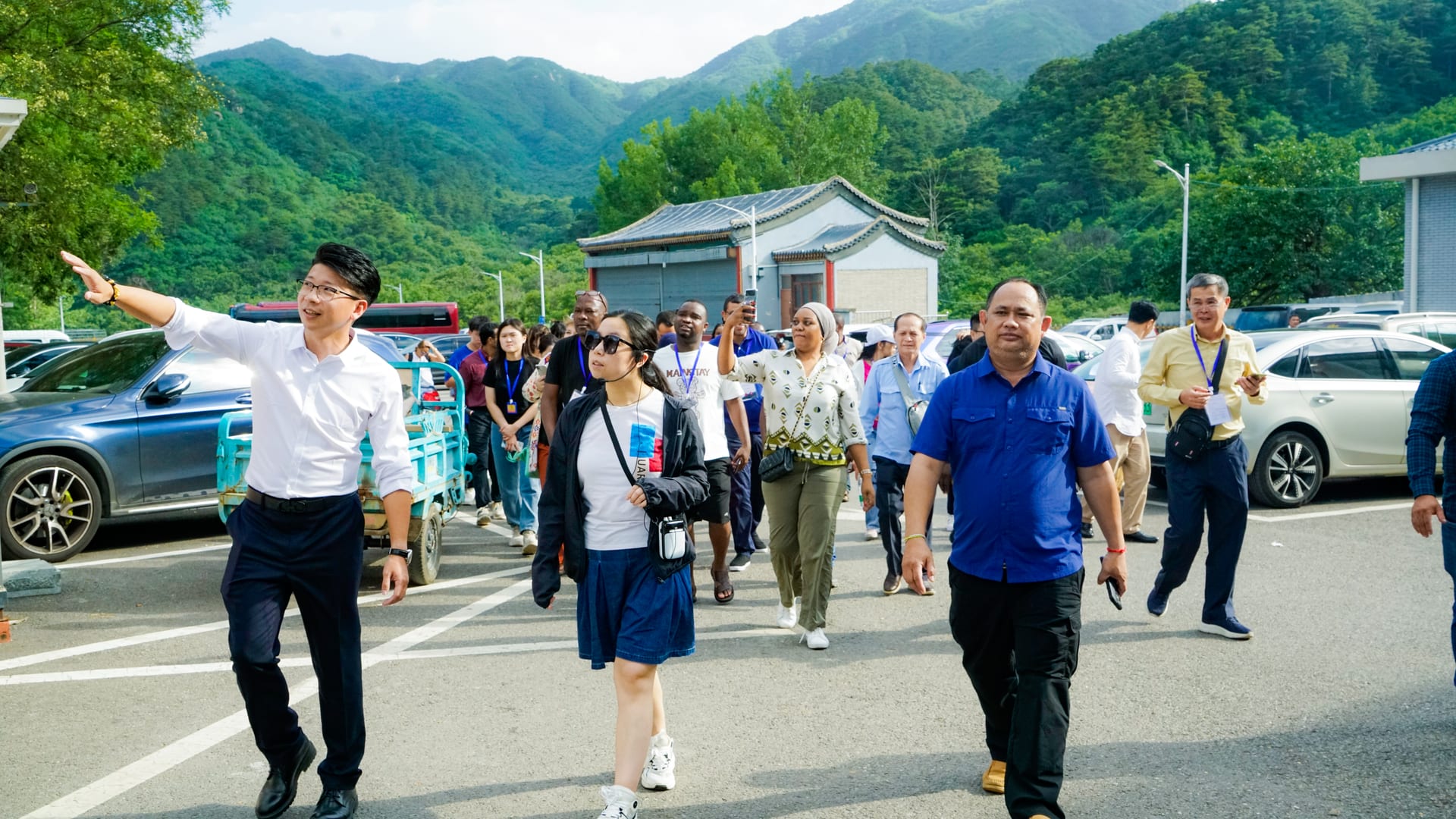 三里屯国际志愿服务现场